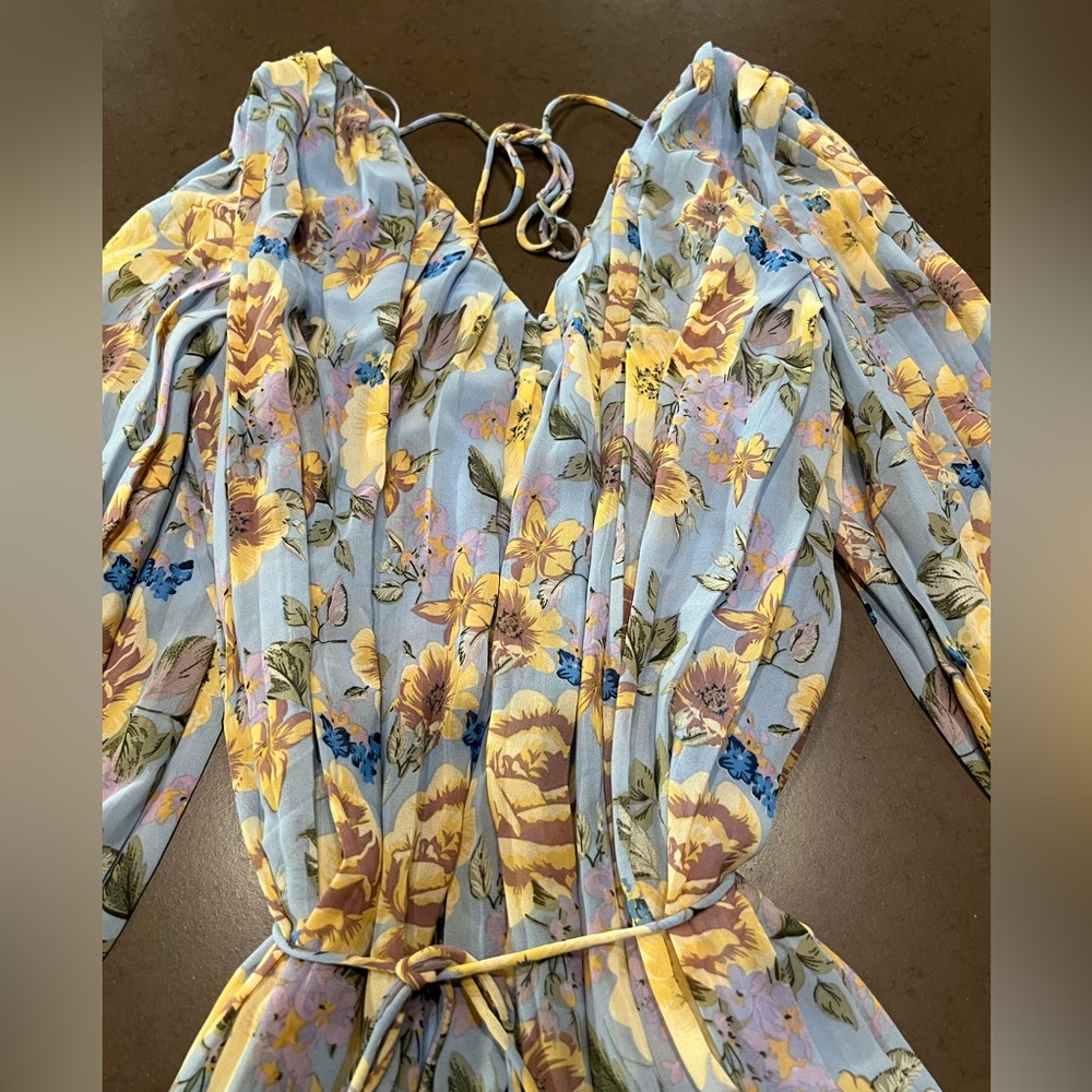 FLORAL PLEATED SHIFT ROMPER WITH TIE DETAIL  Sz XS - Picture 3 of 15